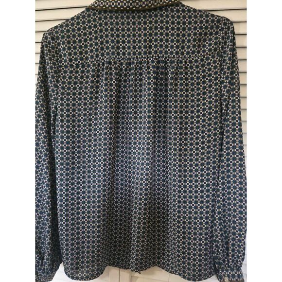 Max Studio Women’s Shirt - Size Large - Classic & Polished Top - Picture 10 of 10